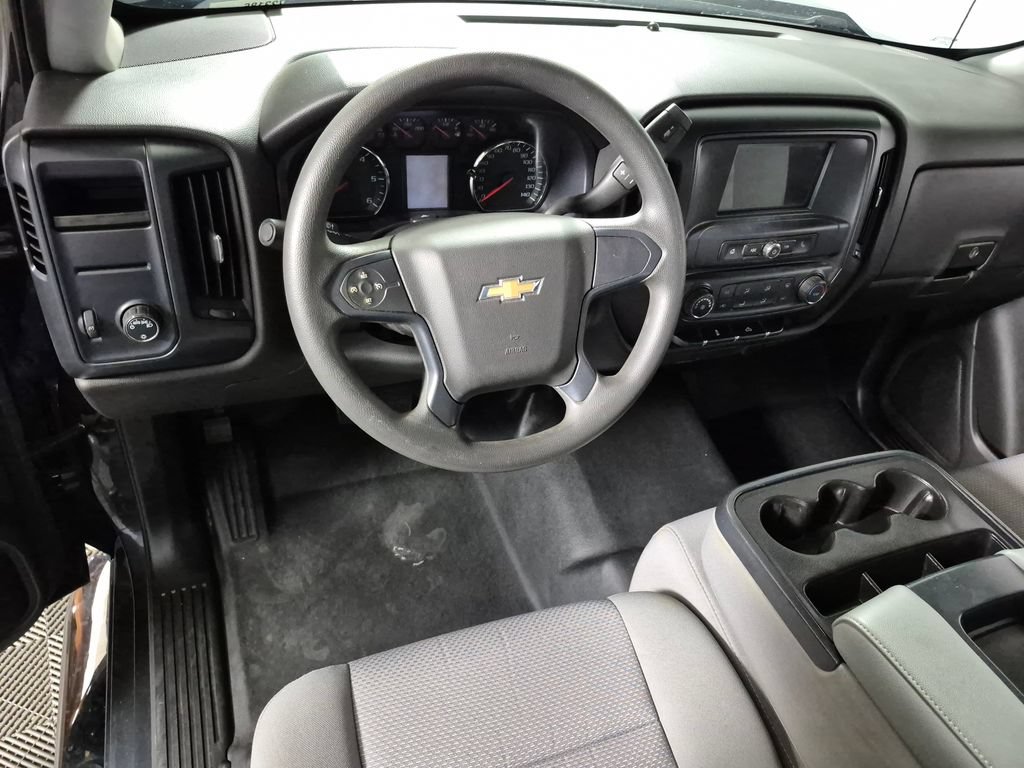Used 2018 Chevrolet Silverado 1500 W/T w/ Chrome Bumper Package RWD image 10