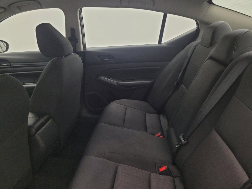 Used 2024 Nissan Altima 2.5 S FWD image 18
