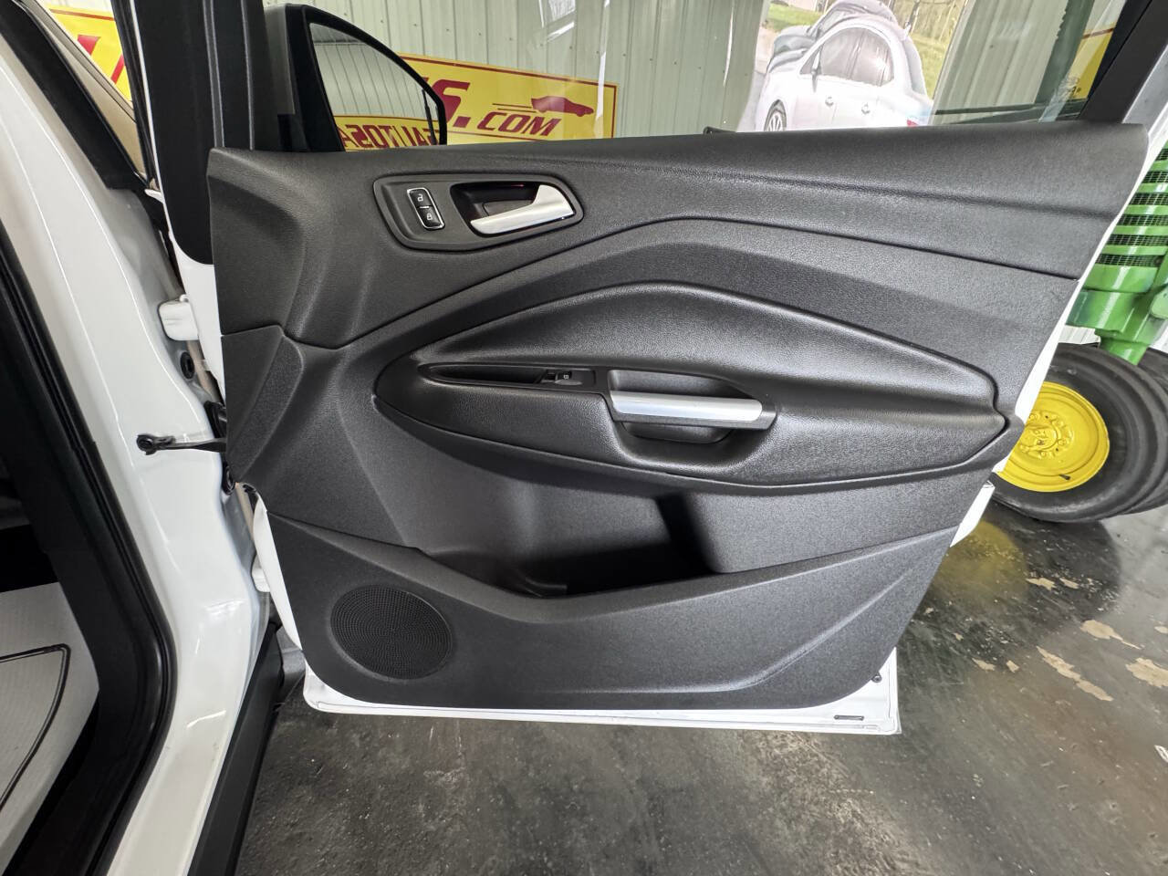 Used 2013 Ford Escape SEL image 40