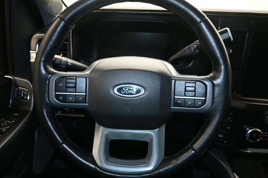 Used 2024 Ford F250 Lariat w/ Sport Appearance Package AWD/4WD image 14