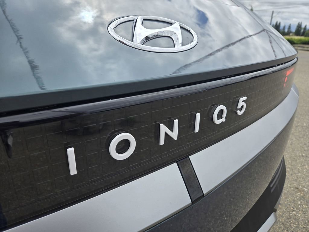 Used 2024 Hyundai Ioniq 5 SEL RWD image 9