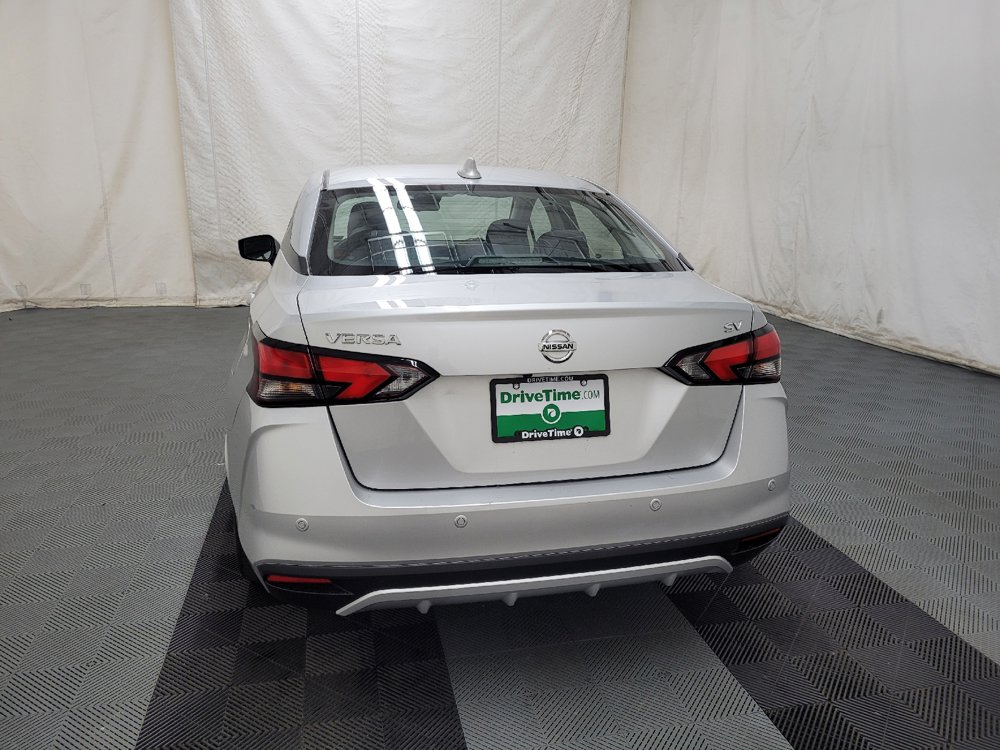 Used 2022 Nissan Versa SV FWD image 6