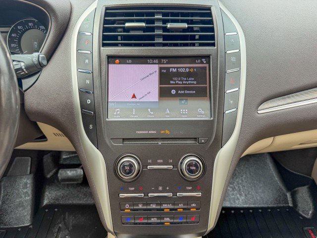 Used 2019 Lincoln MKC Reserve w/ MKC Technology Package FWD image 9