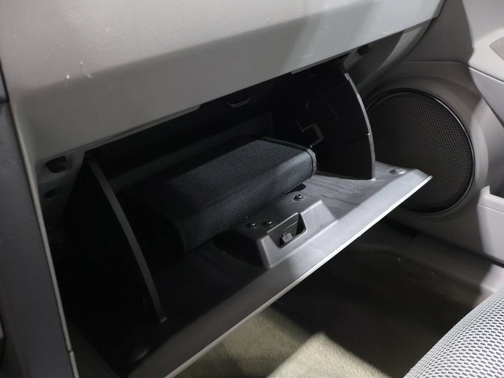 Used 2008 Dodge Avenger SXT FWD image 27