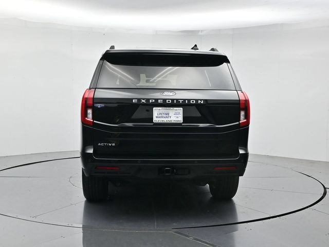 Certified 2025 Ford Expedition Active RWD image 9