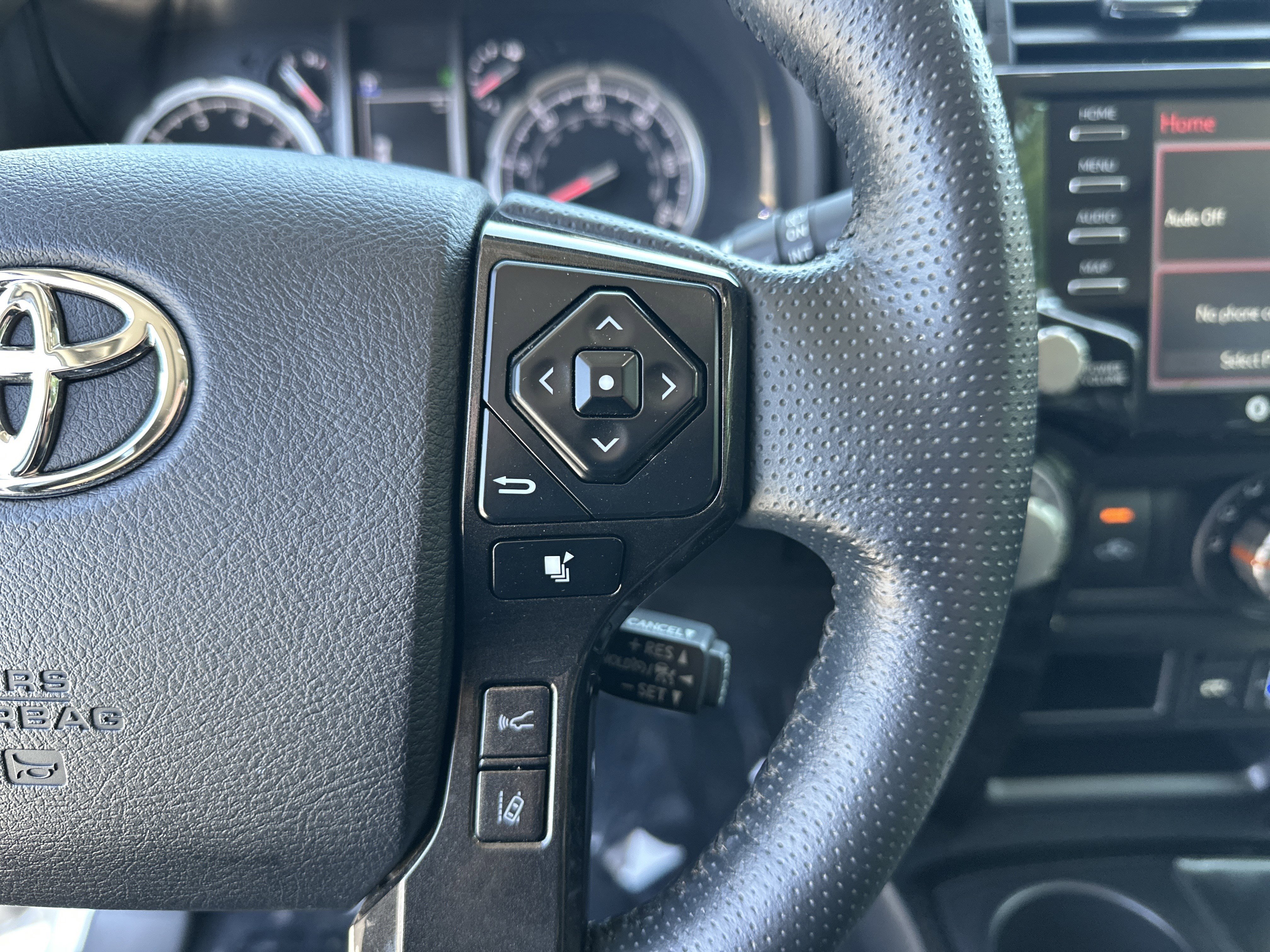 Certified 2024 Toyota 4Runner TRD Off-Road Premium w/ Moonroof Package AWD/4WD image 20