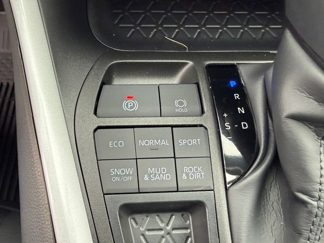 New 2025 Toyota RAV4 XLE image 14