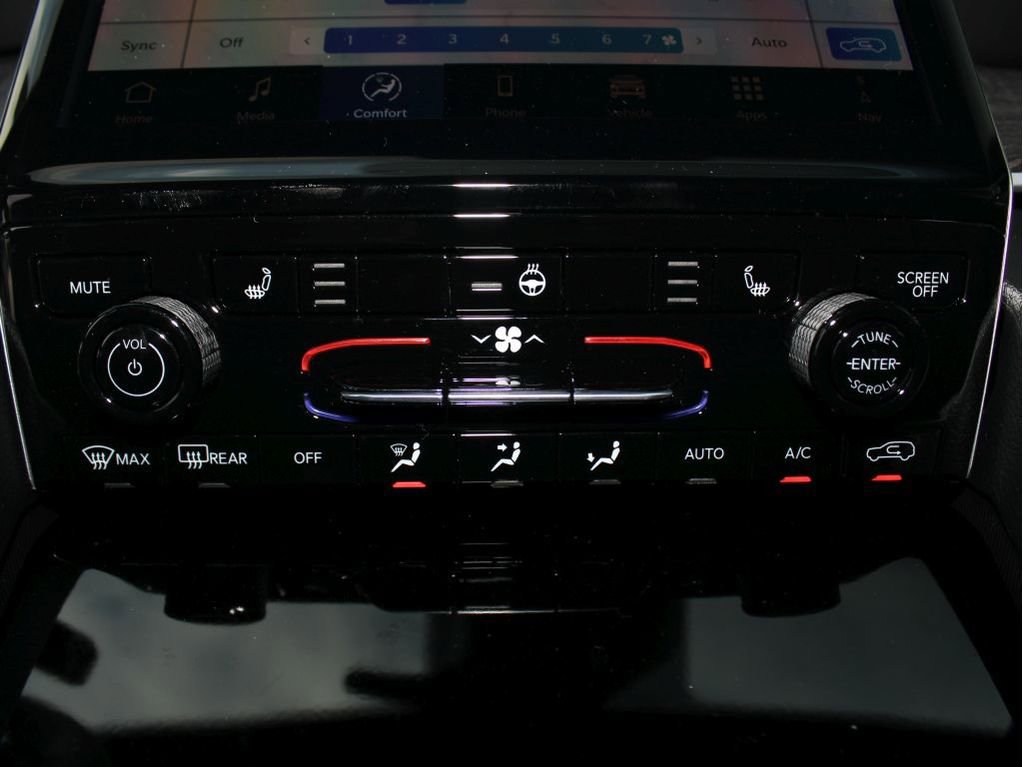 New 2025 Jeep Grand Cherokee Limited w/ Black Appearance Package image 19