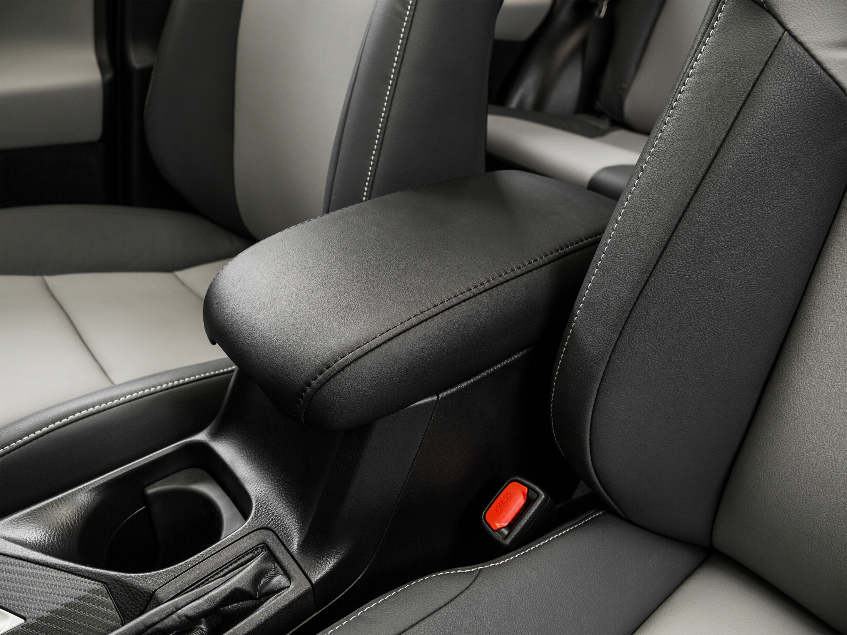 Used 2015 Toyota RAV4 Limited FWD image 50