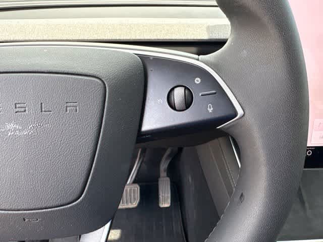 Used 2026 Tesla Model Y AWD image 13