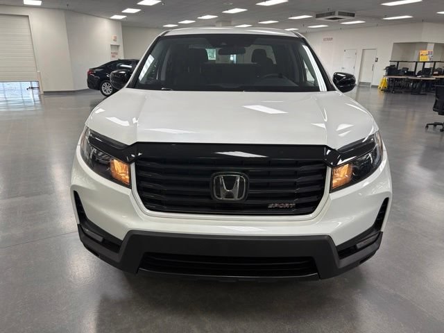 Used 2023 Honda Ridgeline Sport image 2