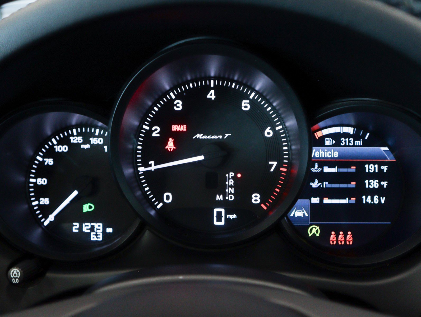 Certified 2024 Porsche Macan Turbo w/ Premium Plus Package image 15