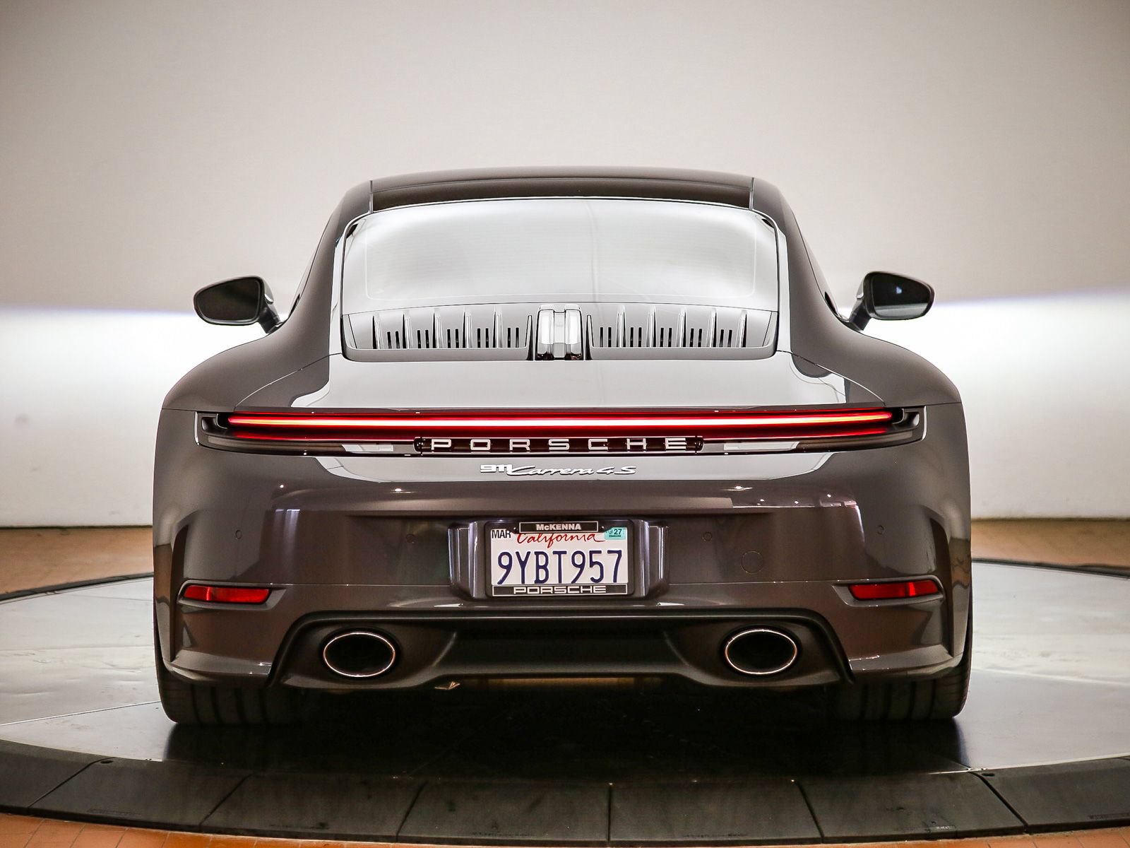 Used 2026 Porsche 911 Carrera 4S AWD/4WD image 6