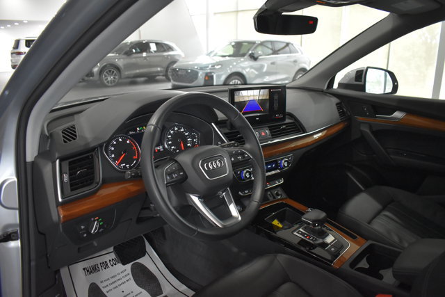 Used 2023 Audi Q5 2.0T Premium w/ Convenience Package AWD/4WD image 11