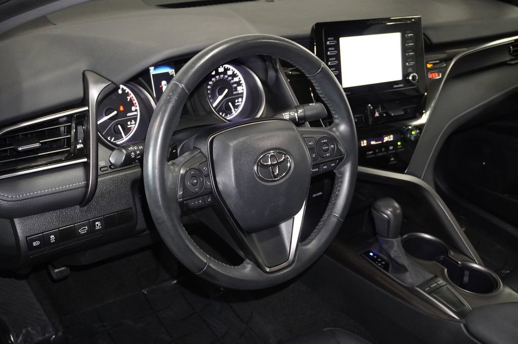 Certified 2023 Toyota Camry SE w/ Convenience Package image 11