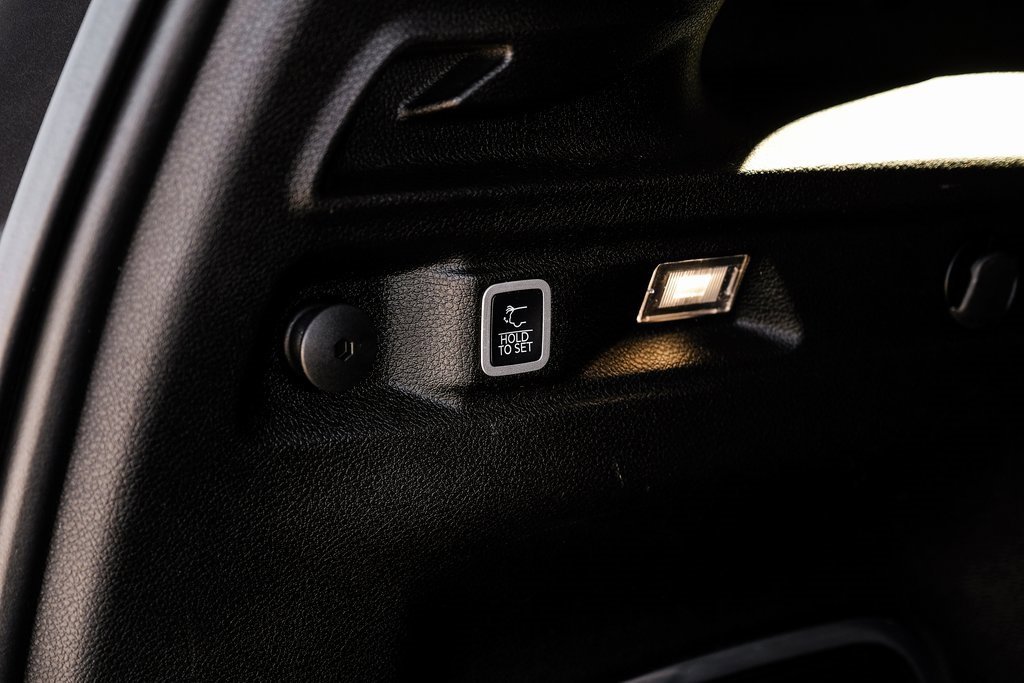 Used 2021 Jeep Grand Cherokee L Limited w/ Luxury Tech Group II image 66