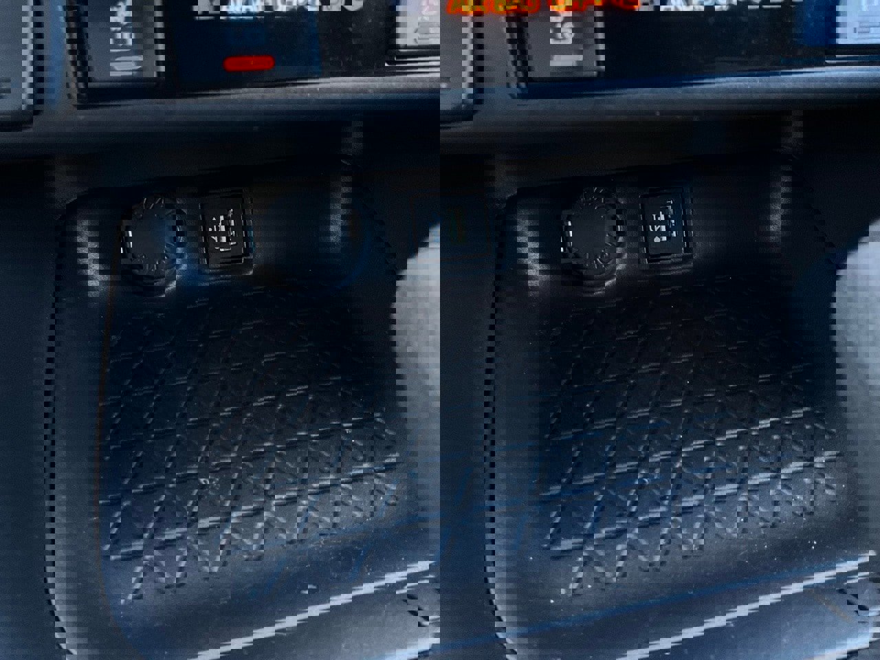 Used 2025 Toyota RAV4 XLE image 25