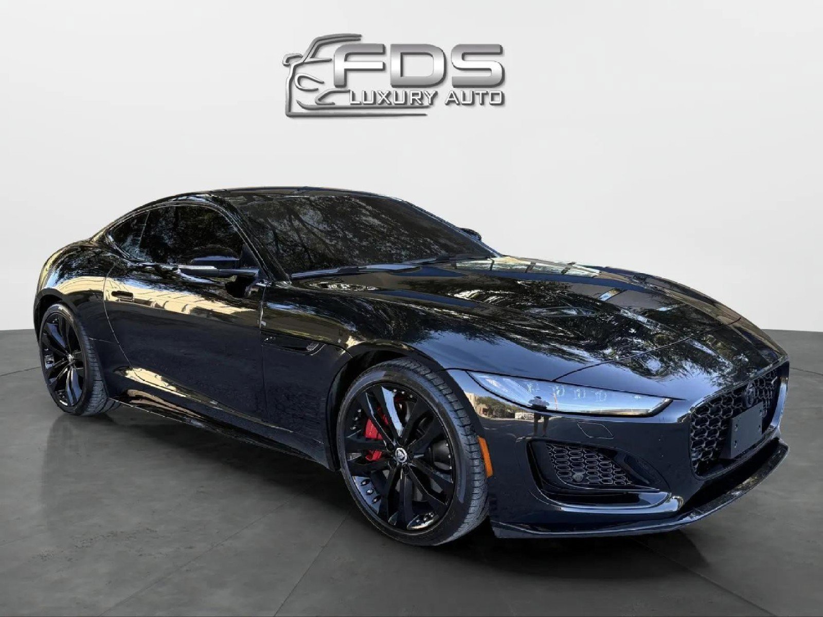 Used 2024 Jaguar F-TYPE R-Dynamic image 6