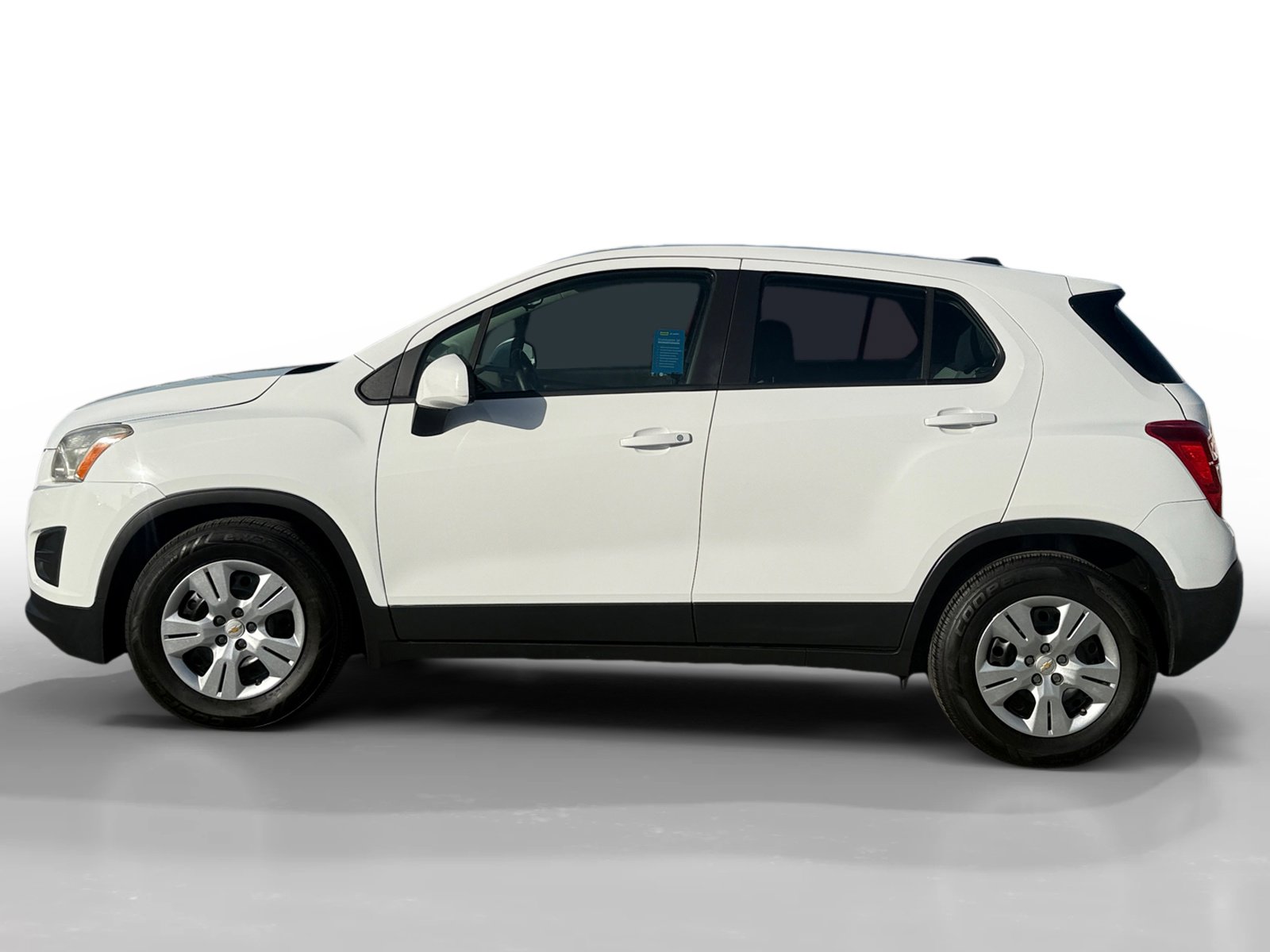 Used 2016 Chevrolet Trax LS image 2