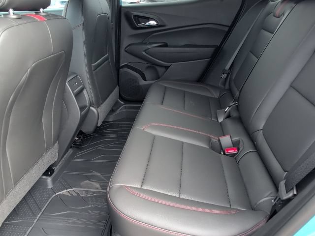New 2026 Chevrolet Trax RS w/ Sunroof Package FWD image 6