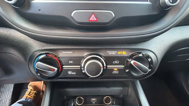 Used 2024 Kia Soul LX w/ Option Group 015 image 21