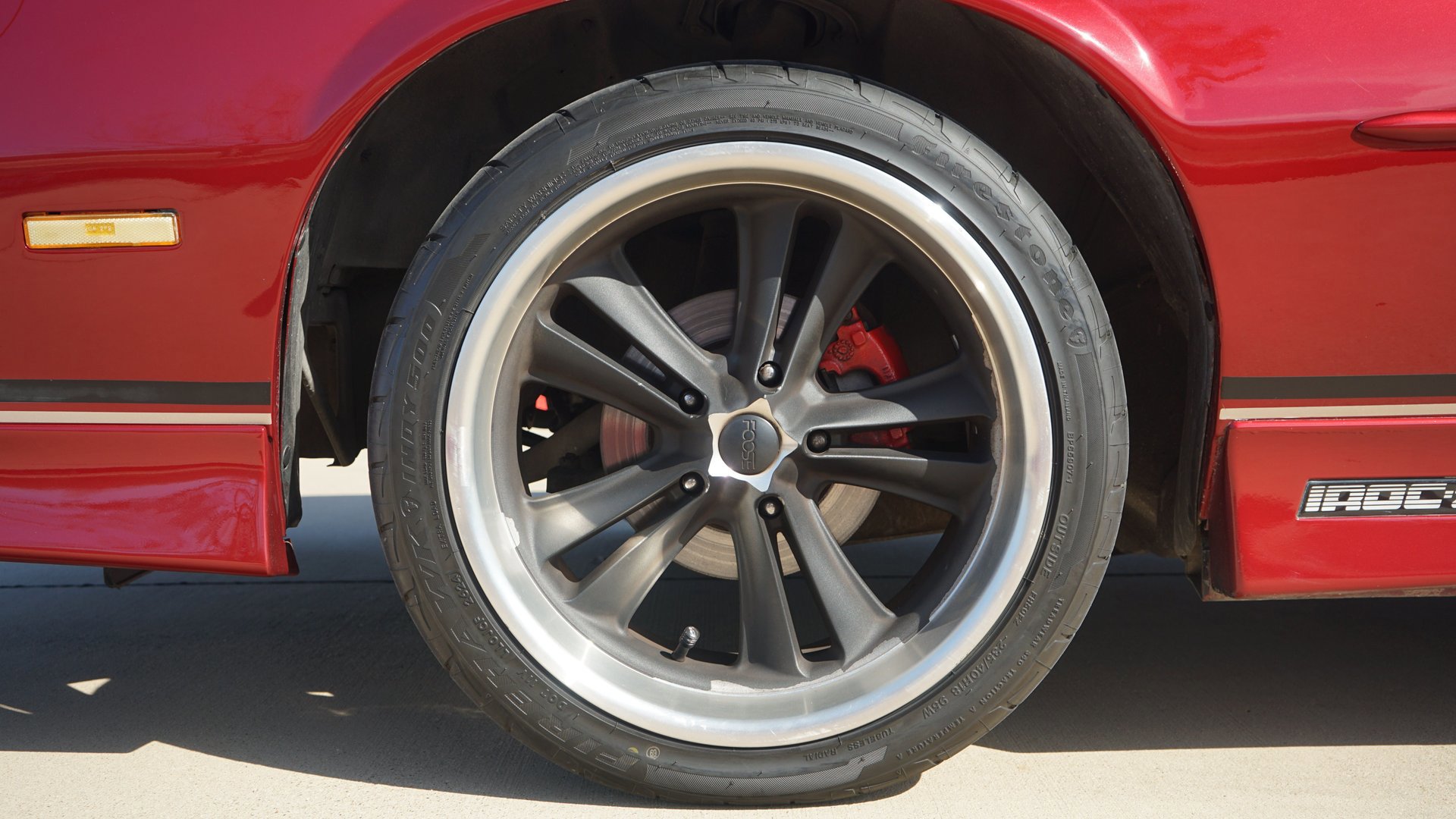 Used 1990 Chevrolet Camaro IROC-Z RWD image 35