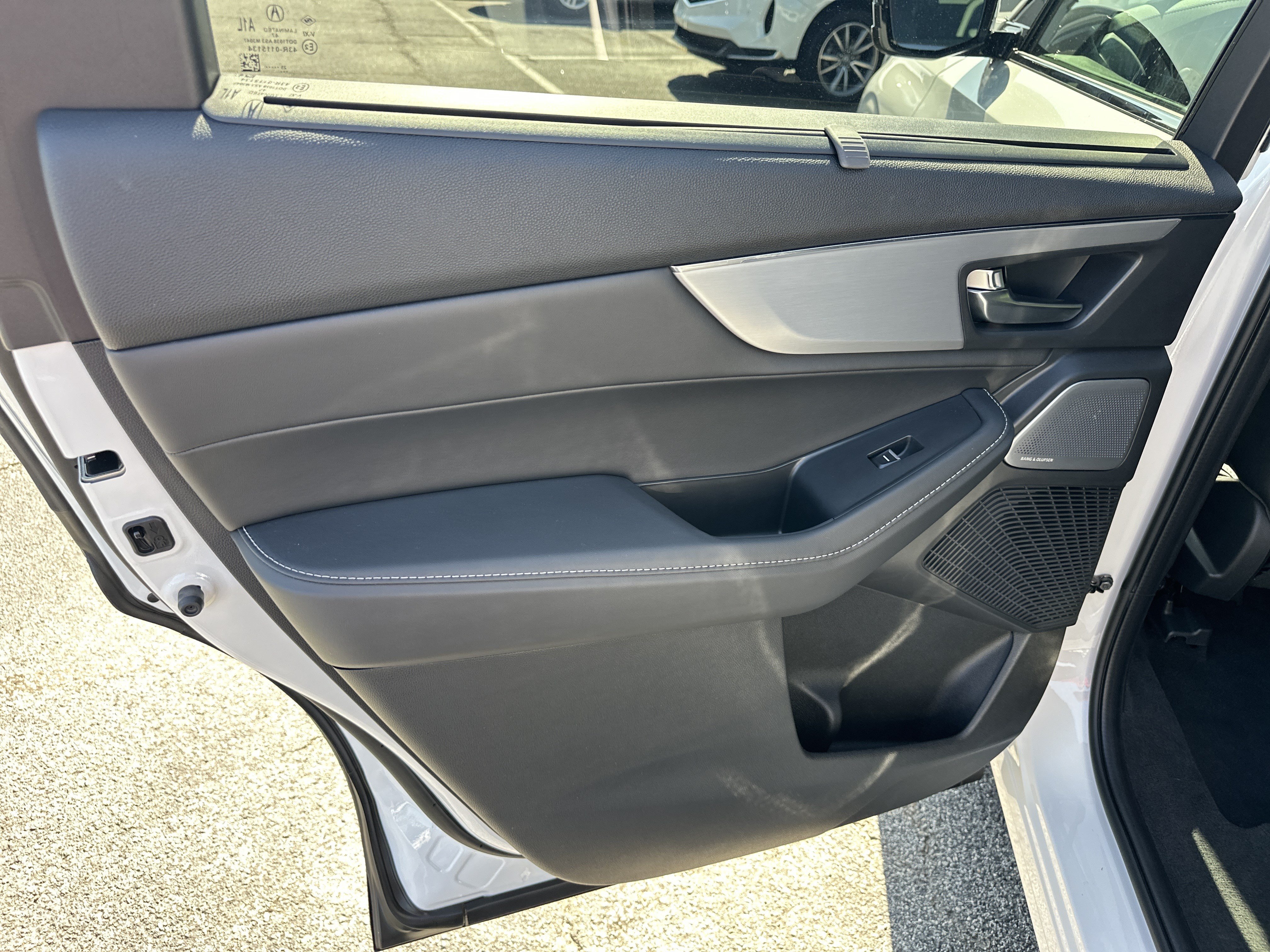 Certified 2026 Acura MDX w/ Technology Package FWD image 26