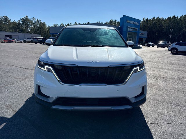 Used 2023 Kia Carnival EX image 8