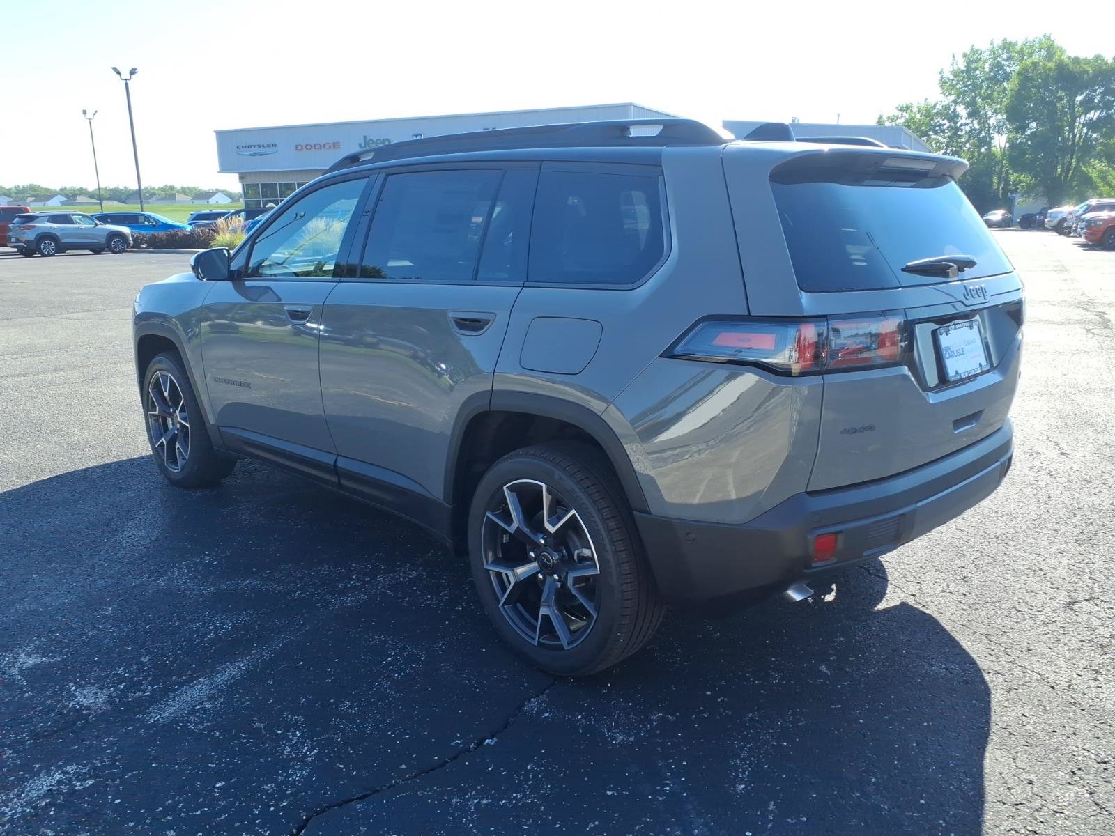 New 2026 Jeep Cherokee Overland AWD/4WD image 5