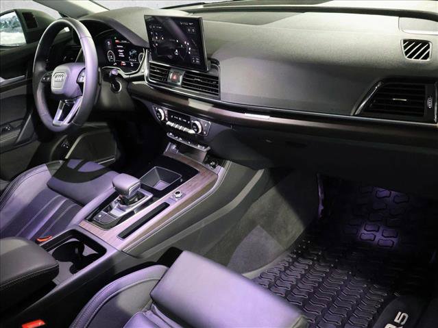 Used 2023 Audi Q5 e Premium Plus w/ Premium Plus Package image 26