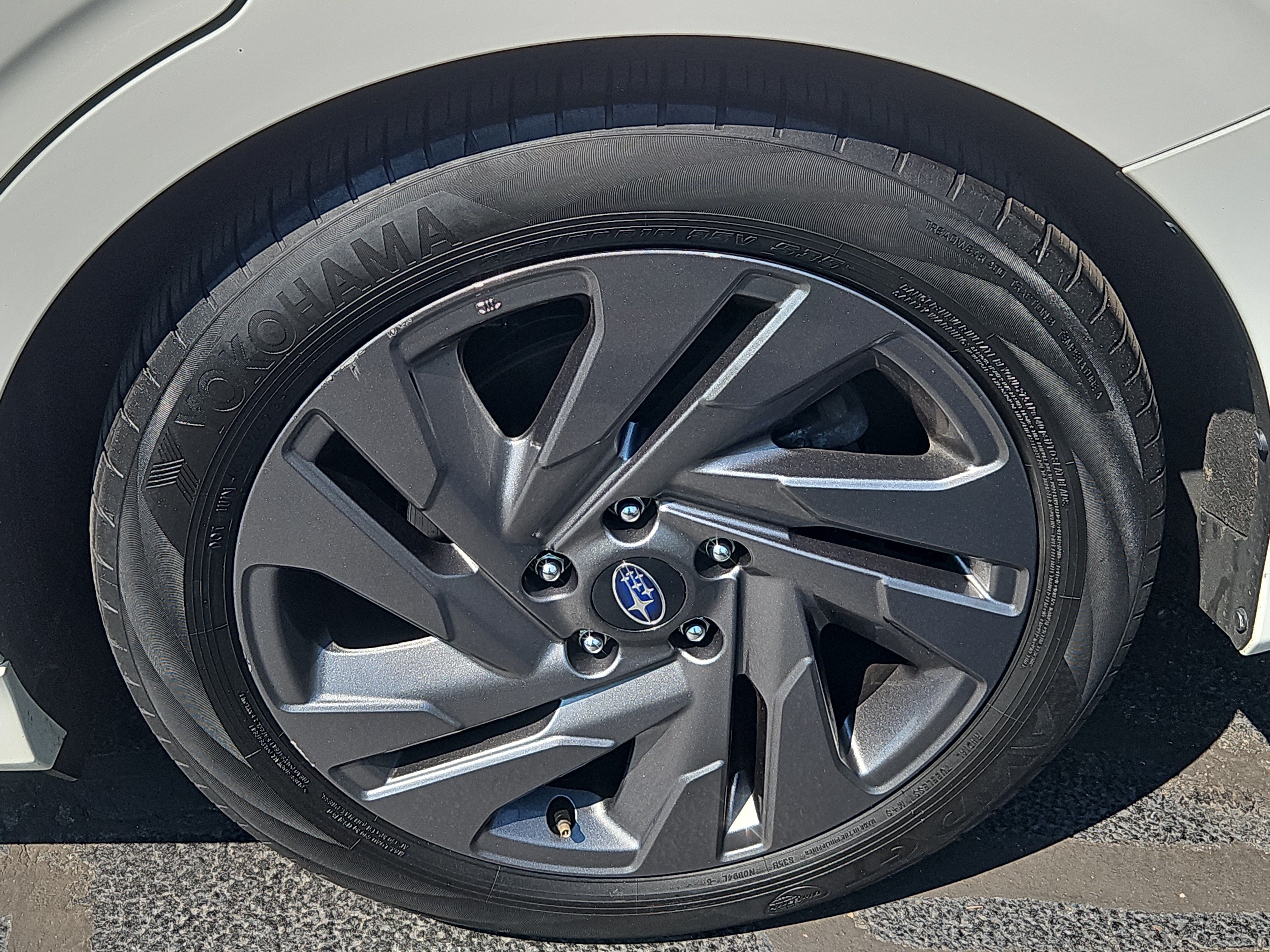 Certified 2024 Subaru Legacy Premium AWD/4WD image 29