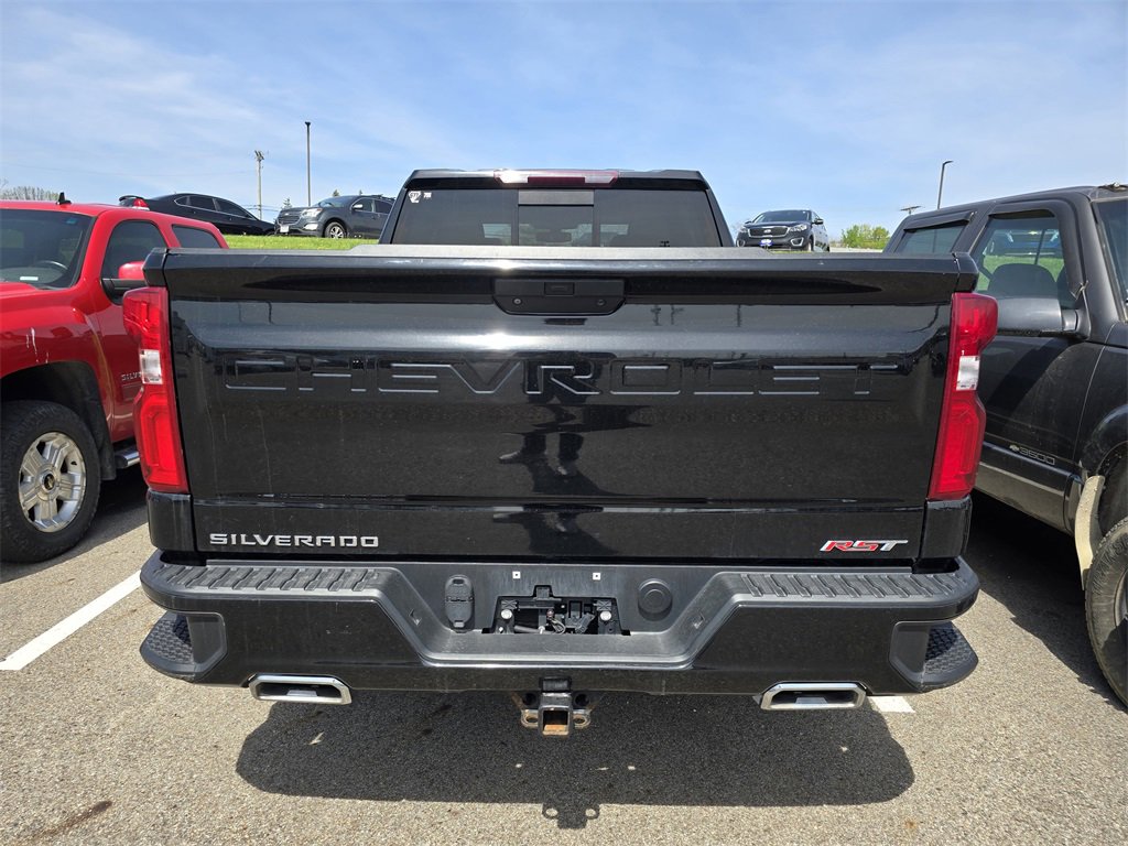 Used 2021 Chevrolet Silverado 1500 RST image 4