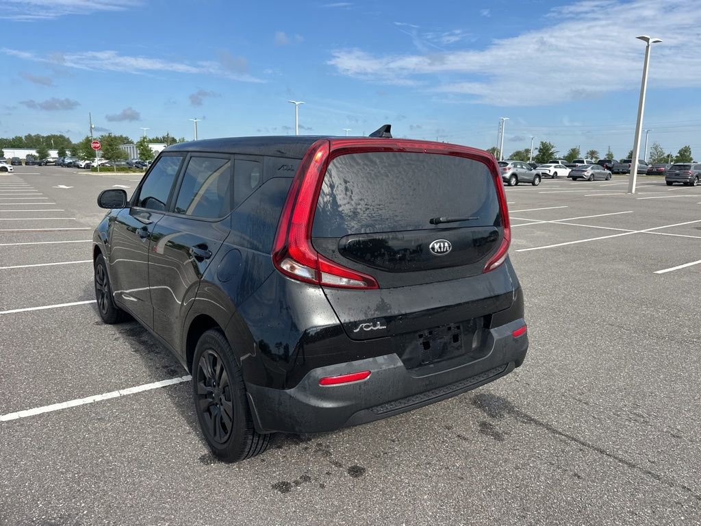Used 2020 Kia Soul LX FWD image 8