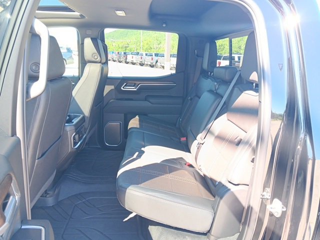 Used 2025 Chevrolet Silverado 1500 High Country w/ Midnight Edition image 7