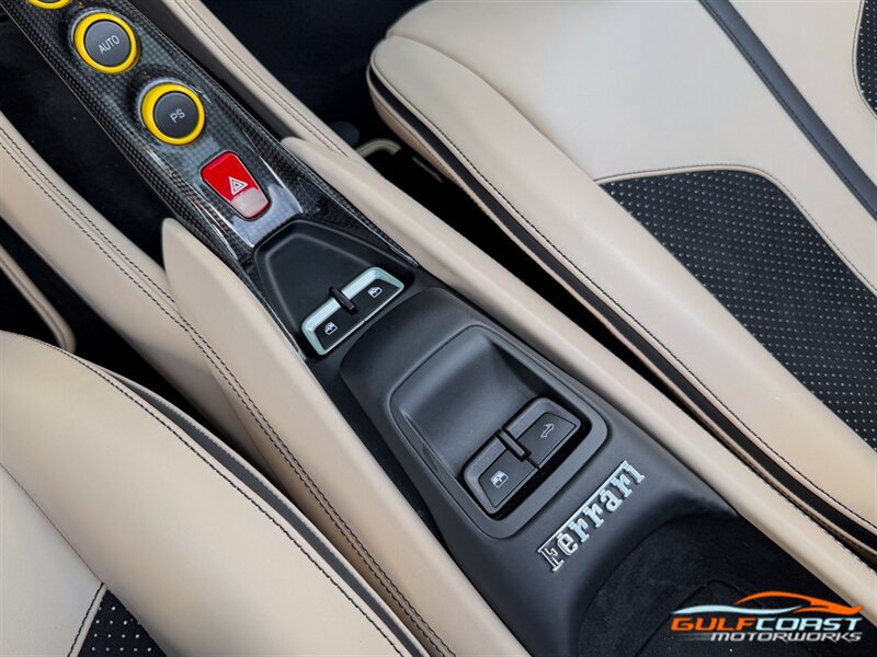 Used 2022 Ferrari F8 Tributo RWD image 19