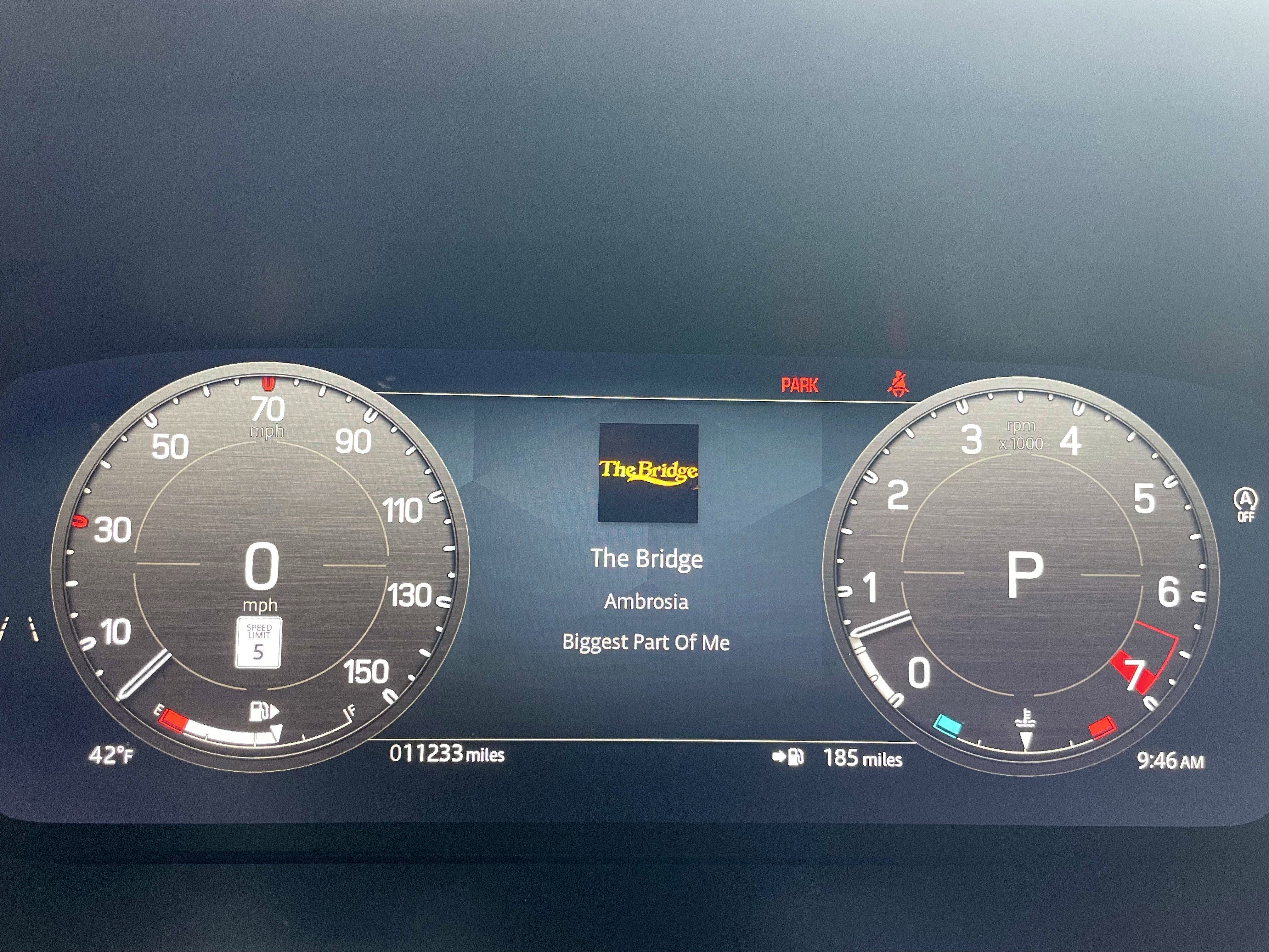 Used 2024 Land Rover Defender 110 X-Dynamic SE image 22