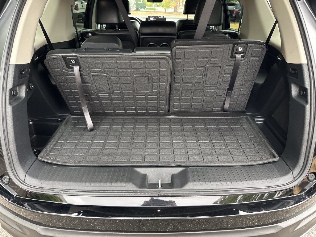 Used 2025 Honda Pilot Elite image 17