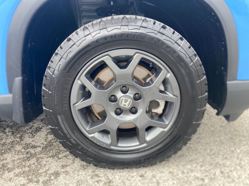 Used 2025 Honda Pilot TrailSport image 9