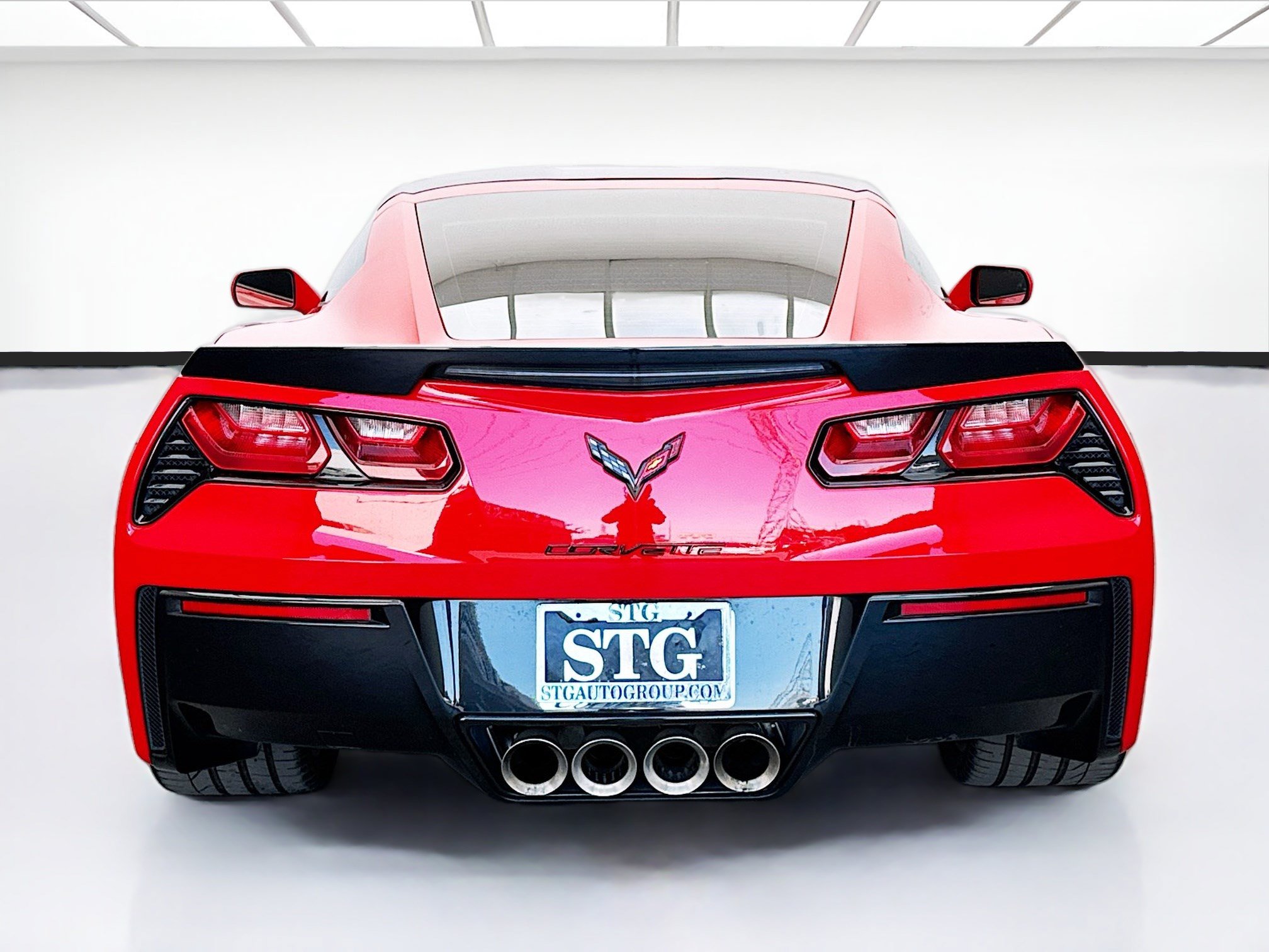 Used 2015 Chevrolet Corvette Stingray Coupe w/ 2LT Preferred Equipment Group RWD image 5