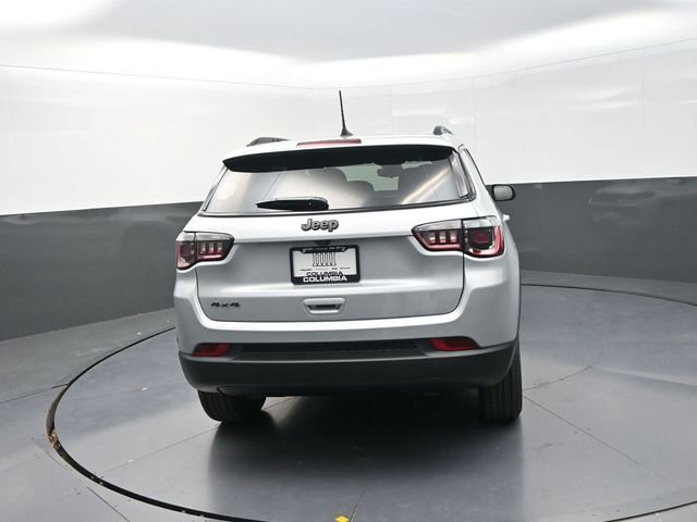 New 2026 Jeep Compass Latitude image 9