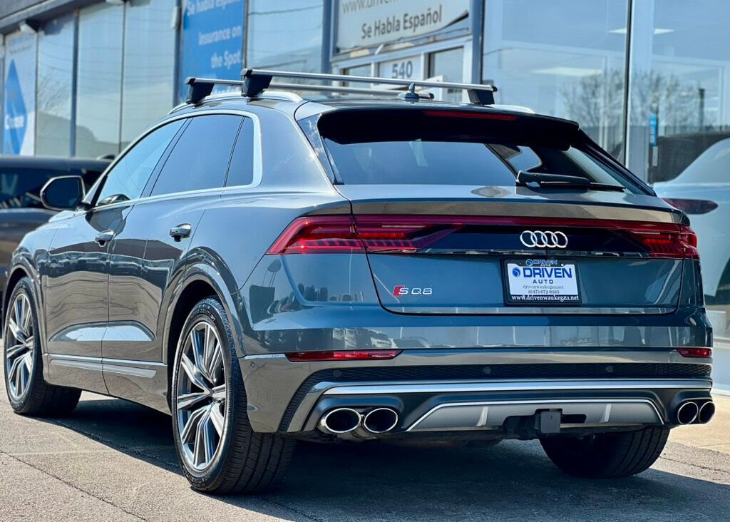 Used 2021 Audi SQ8 Prestige w/ Prestige Package image 3