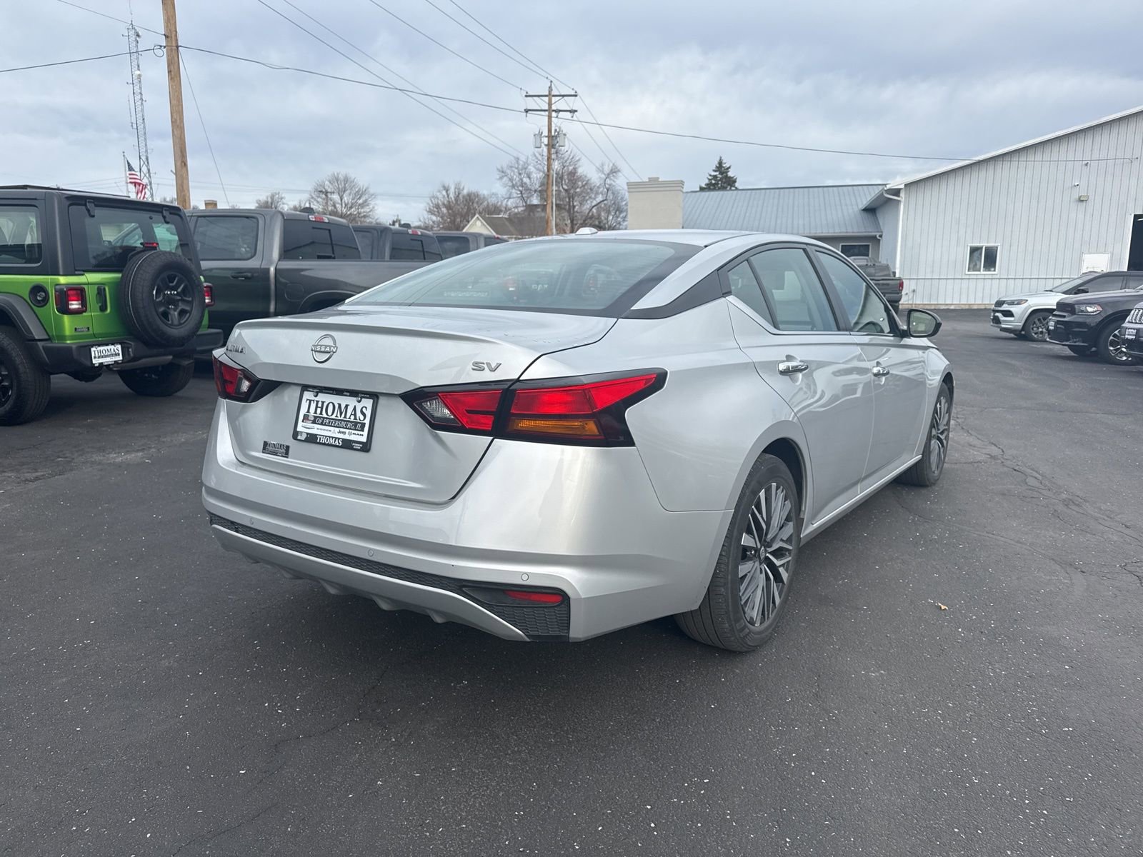 Used 2024 Nissan Altima 2.5 SV image 7