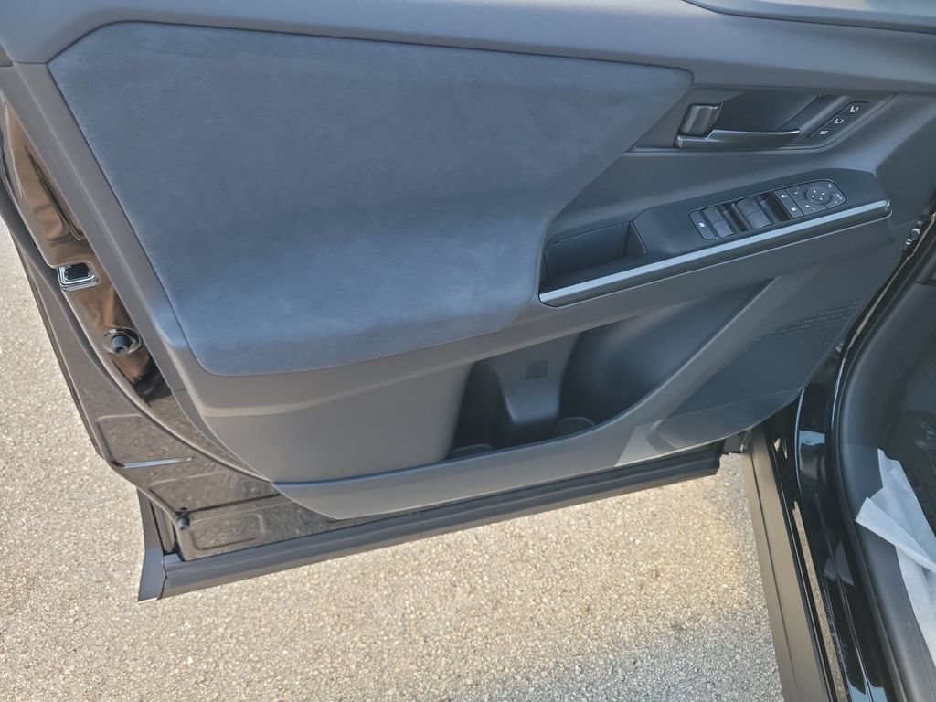 New 2026 Toyota C-HR AWD/4WD image 19