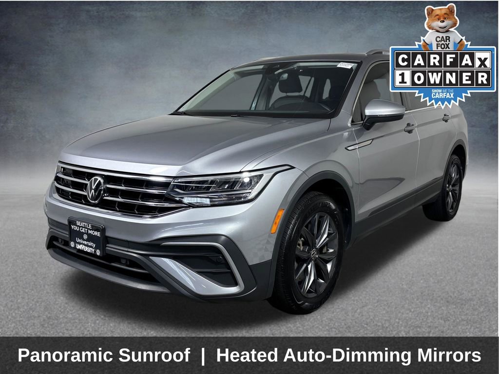 Used 2024 Volkswagen Tiguan SE w/ Panoramic Sunroof Package AWD/4WD image 3