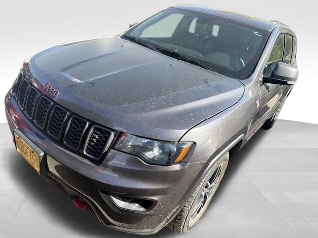 Used 2018 Jeep Grand Cherokee Trailhawk AWD/4WD image 7