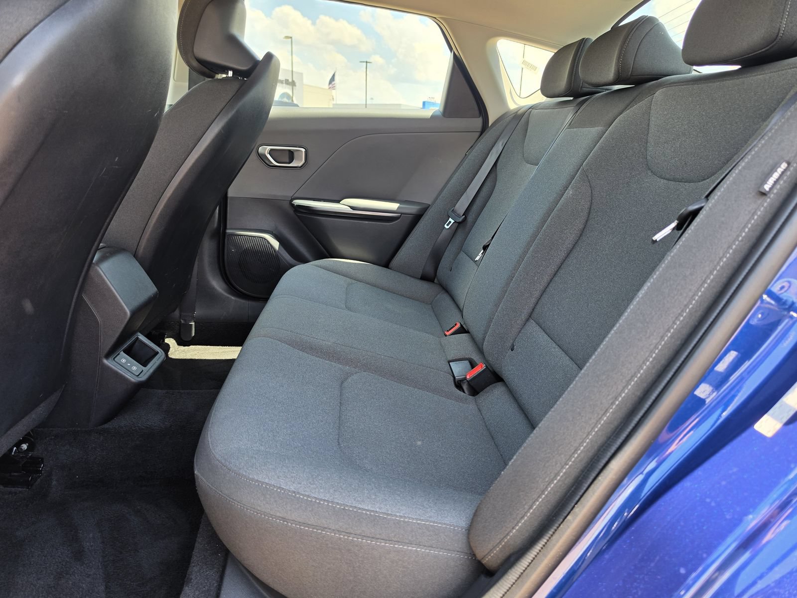 Used 2025 Kia K4 FWD image 14