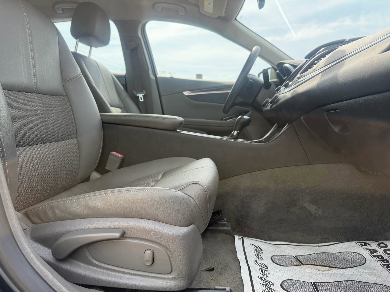 Used 2018 Chevrolet Impala LS image 25