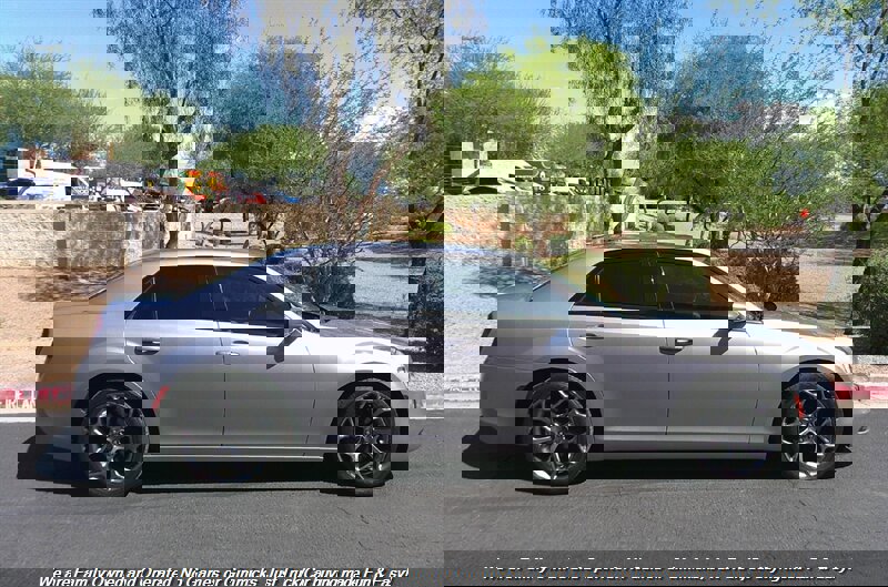 Used 2017 Chrysler 300 S image 5