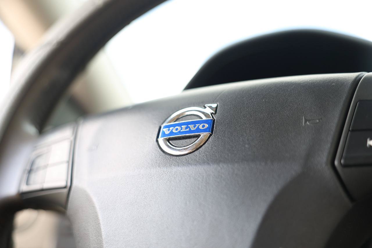 Used 2008 Volvo C70 T5 FWD image 26