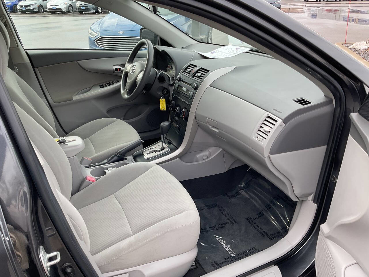 Used 2010 Toyota Corolla LE image 33